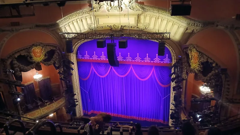 Broadway sobe 27% em uma semana e mais da metade do salto vem do preço do ingresso