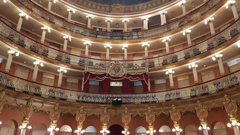 Como funciona a Lei Rouanet no teatro? Entenda de onde vem o dinheiro dos espetáculos