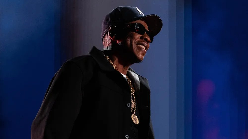 Jay-Z produz o show do intervalo do Super Bowl há sete anos, e em 2027 vai ser a atração
